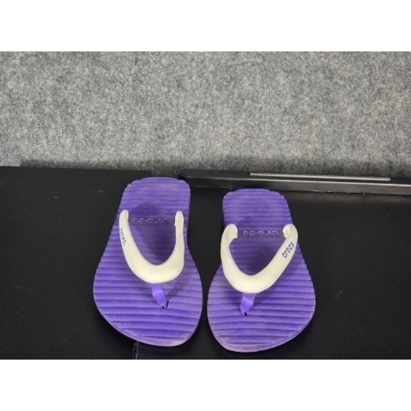 Crocs Purple‎ White Flip Flops Thong Sandals Women Sz 10 Comfort Casual Beach - Picture 2 of 7